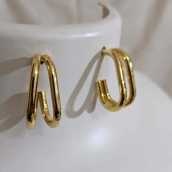 Gold_Finish_Earrings
