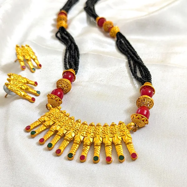 Traditional_Gold_Finish_Mangalsutra
