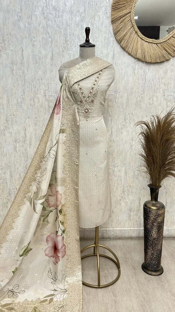 Elegant_Embroidered_Neckline_Organza_Unstiched_Suit_Ivory