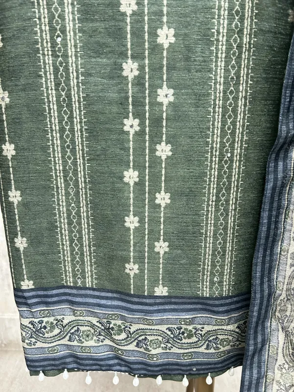 Regal_Plum_Elegance_Unstiched_Suit_Green