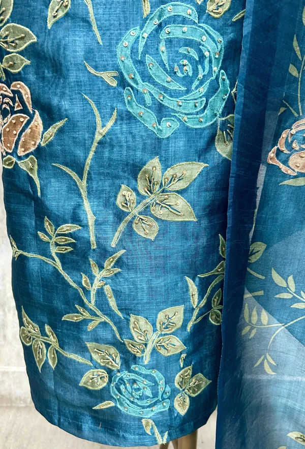 Nature_Toned_Elegance_Unstiched_Suit_Teal_Blue