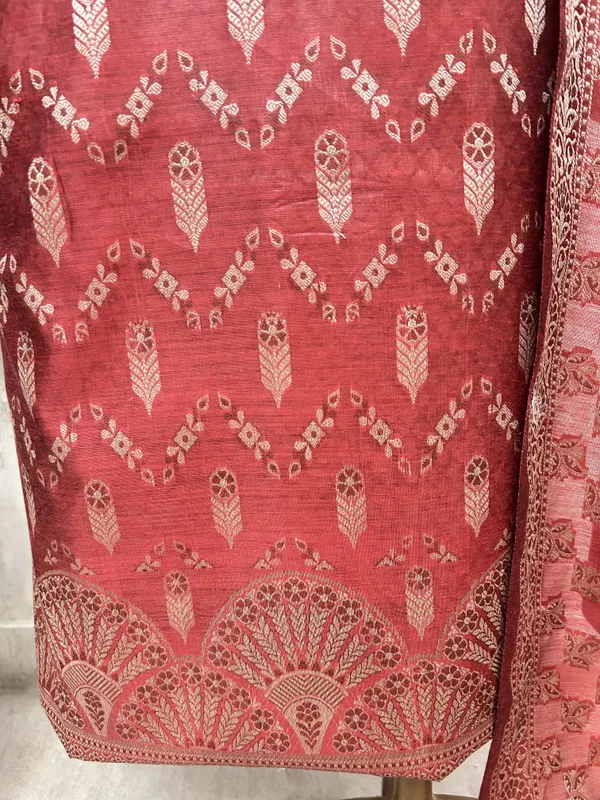 Classic_Grace_Unstiched_Suit_Maroon