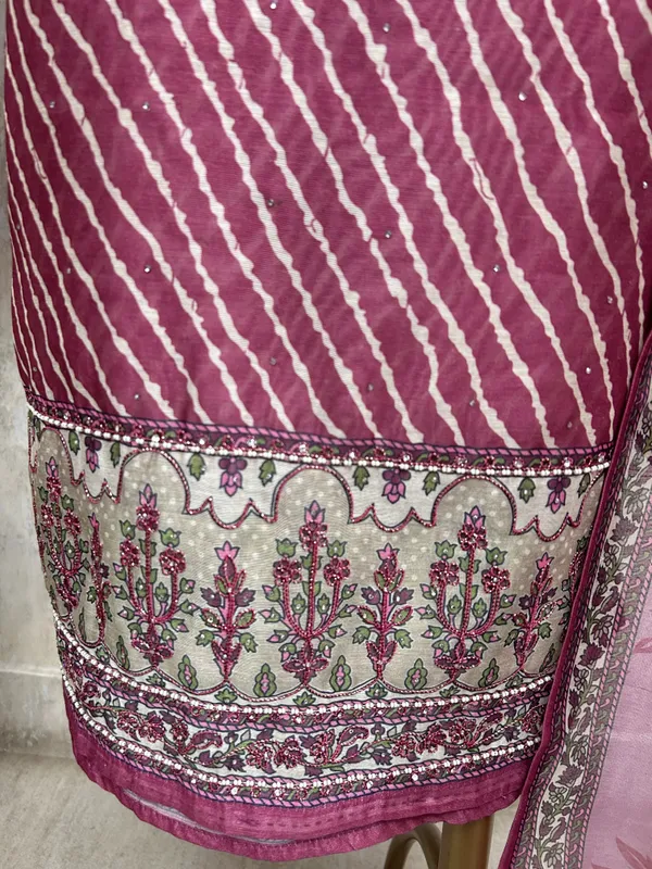 Elegant_Ethnic_Blues_Unstiched_Suit_Dark_Pink