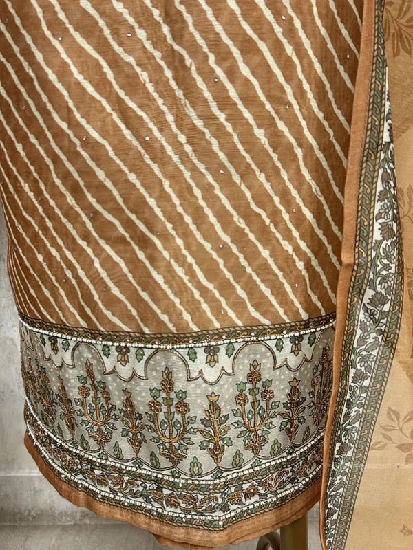 Elegant_Ethnic_Blues_Unstiched_Suit_Orange