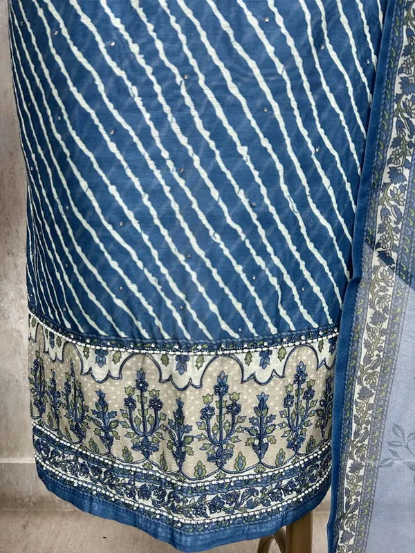Elegant_Ethnic_Blues_Unstiched_Suit_Blue