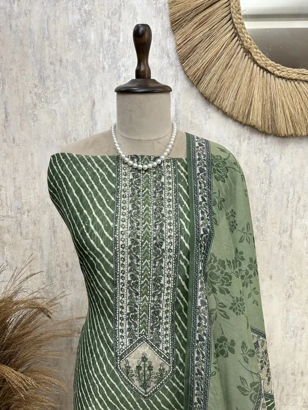 Elegant_Ethnic_Blues_Unstiched_Suit_Green
