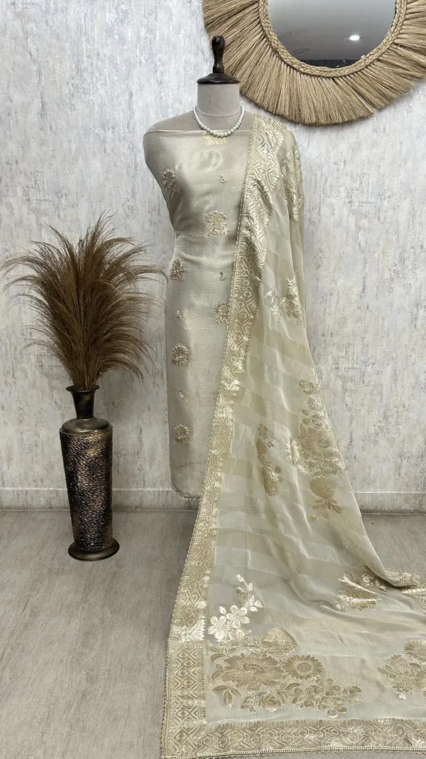 Gold_Grace_Unstiched_Suit_Ivory