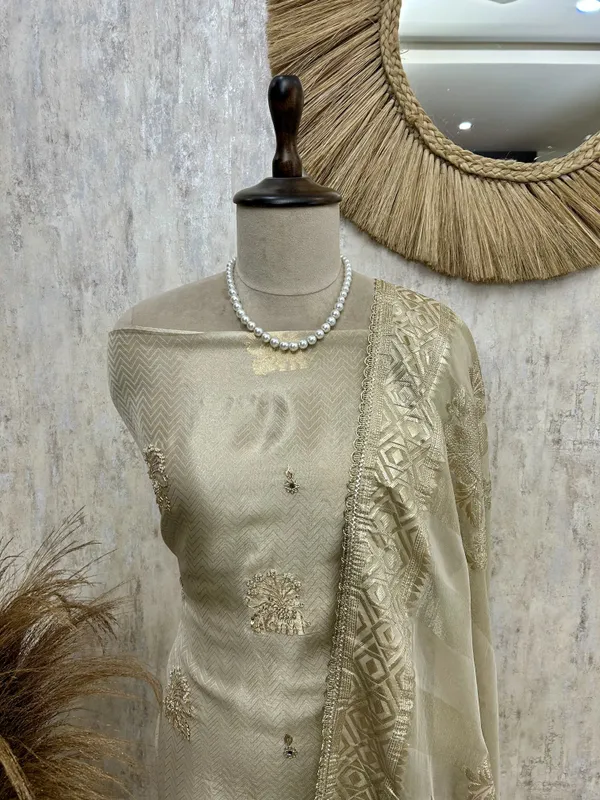 Gold_Grace_Unstiched_Suit_Ivory