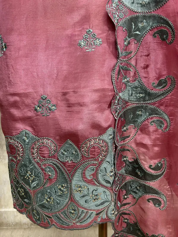 Antique_Elegance_Unstiched_Suit_Dark_Pink