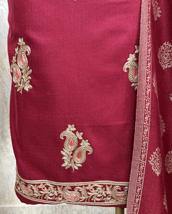Royal_Teal_Unstiched_Suit_Maroon