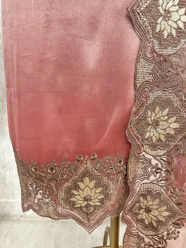 Regal_Traditional_Beauty_Unstiched_Suit_Peach