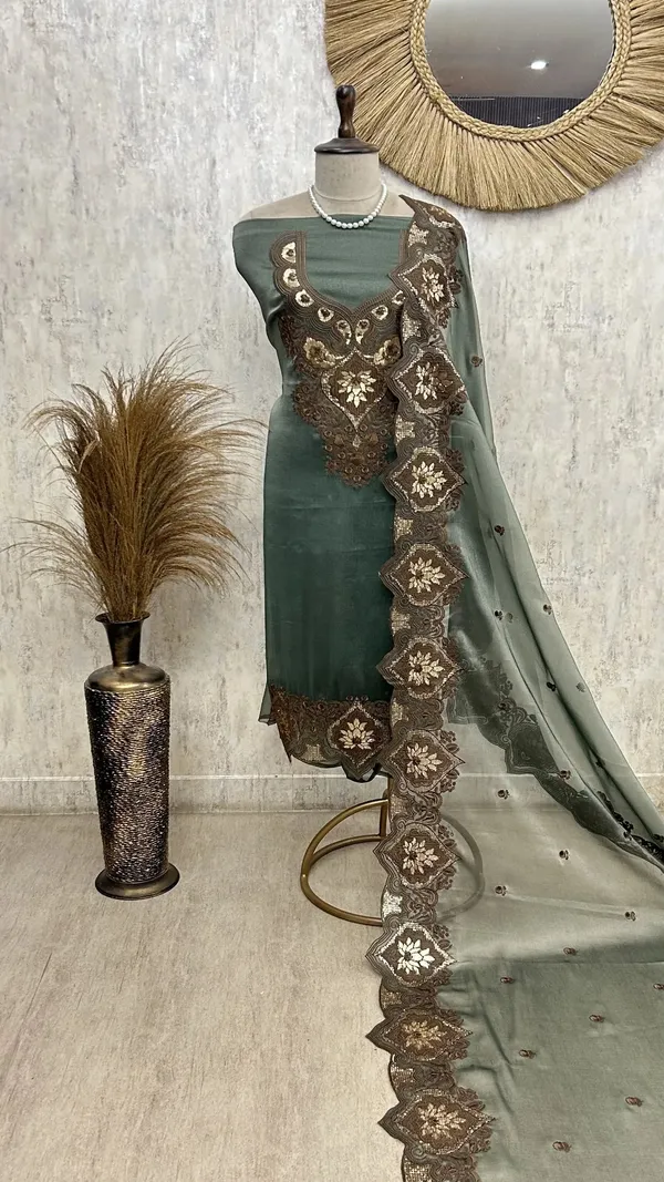 Regal_Traditional_Beauty_Unstiched_Suit_Teal_Green