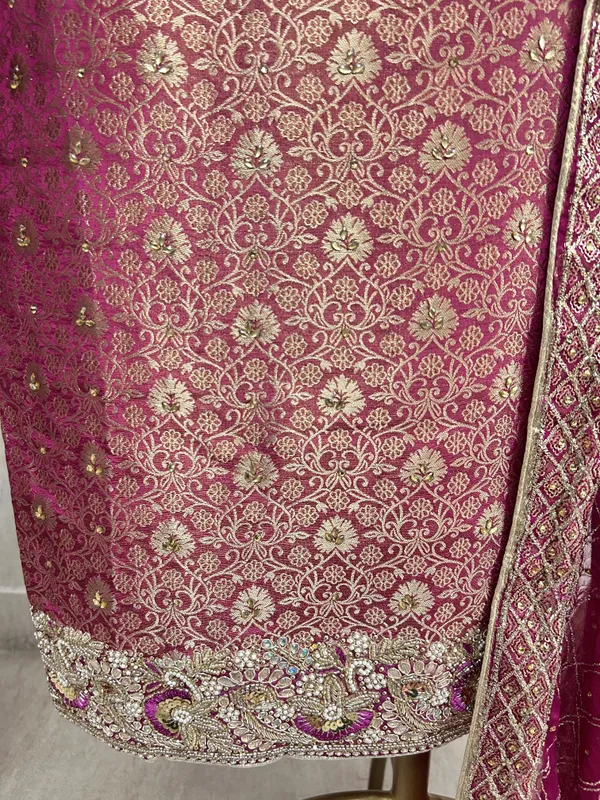 Festive_Elegance_Unstiched_Suit_Magenta_Pink