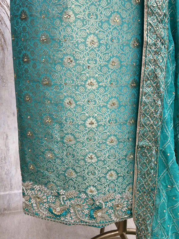 Festive_Elegance_Unstiched_Suit_Turquoise