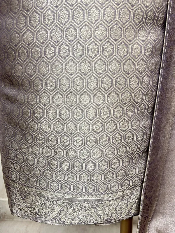 Classic_Gold_Brocade_Unstiched_Suit_Mauve