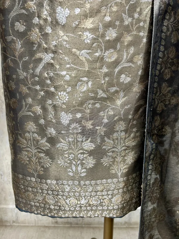 Fine_Silk_Elegance_Unstitched_Suit_Grey