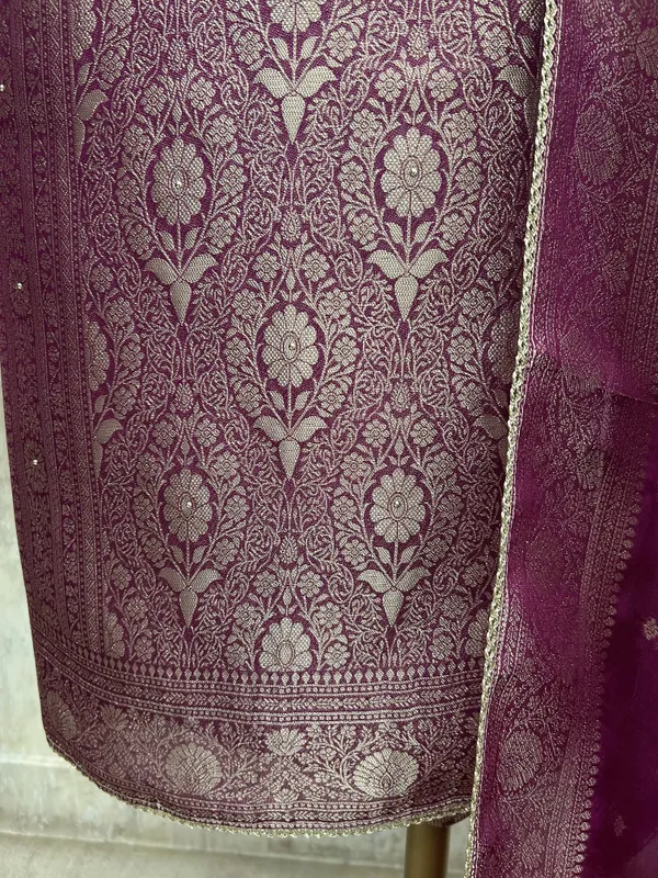 Brocade_Silk_Luxury_Unstitched_Suit_Dull_Lavender