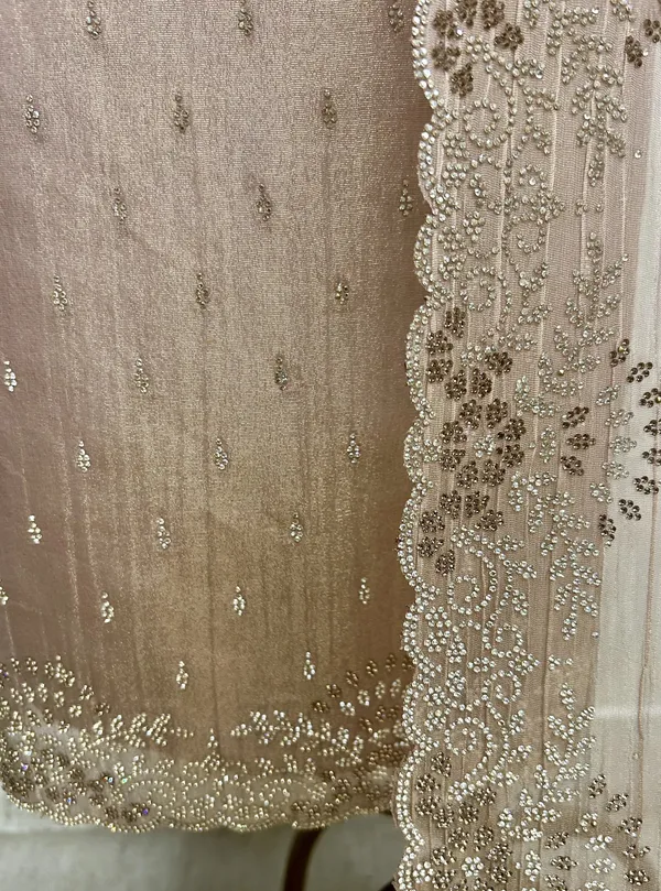 Chiffon_Organza_Unstitched_Suit_Set_With_Chiffon_Organza_Dupatta_Light_Pink