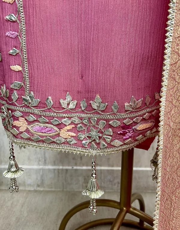 Crush_Tissue_Unstitched_Suit_Set_With_Crush_Tissue_Dupatta_Dark_Pink