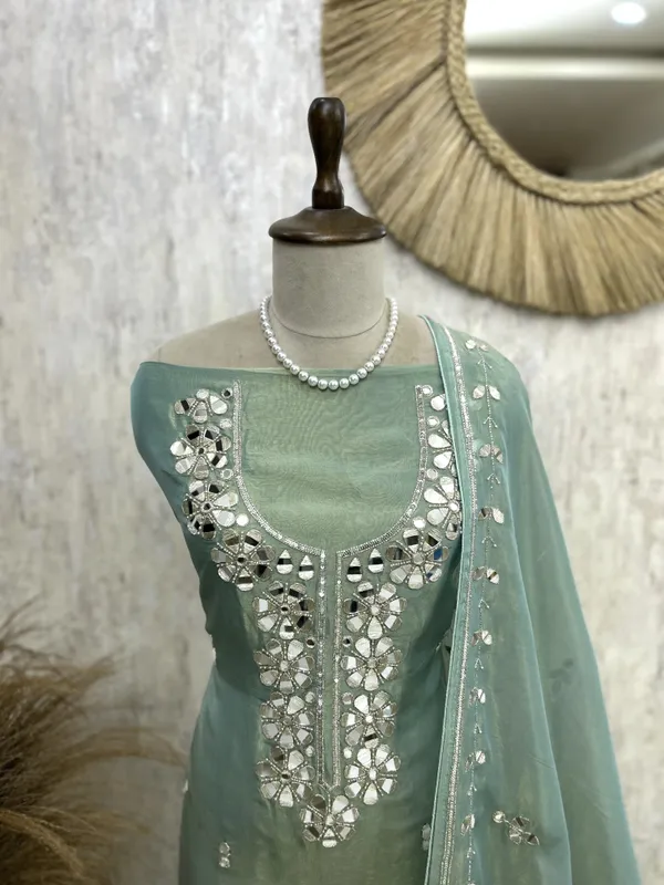 Tissue_Unstitched_Suit_Set_With_Tissue_Dupatta_Green