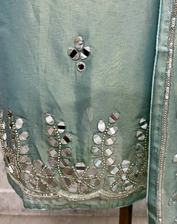 Tissue_Unstitched_Suit_Set_With_Tissue_Dupatta_Green