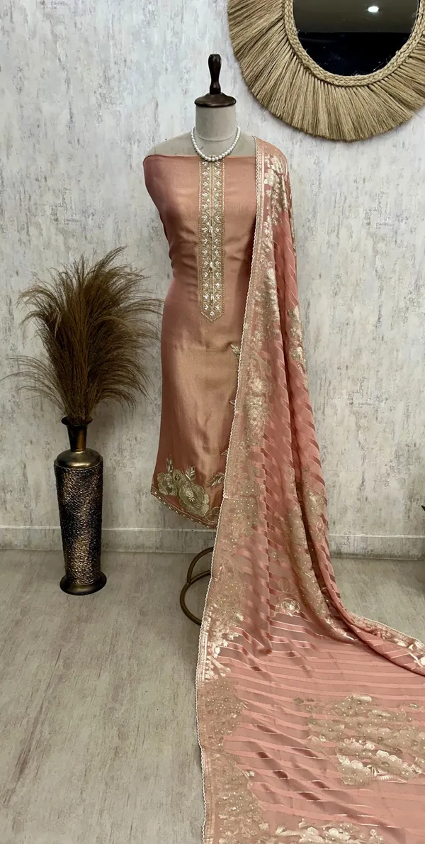Tissue_Unstitched_Suit_Set_With_Organza_Dupatta_Pink