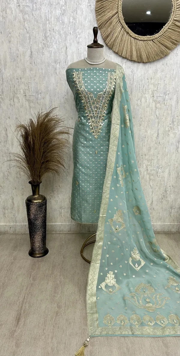 Unstitched_Maheshwari_Suit_Set_Featuring_Organza_Dupatta_Persian_Green