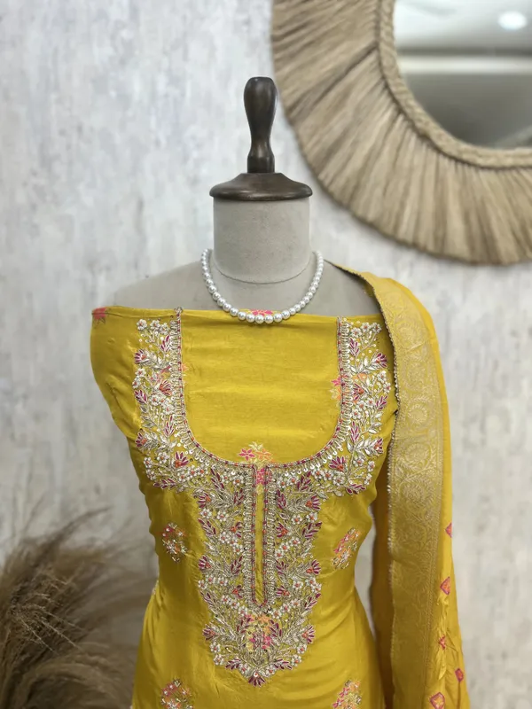 Unstitched_Dola_Silk_Suit_Set_With_Dola_Silk_Dupatta_Yellow