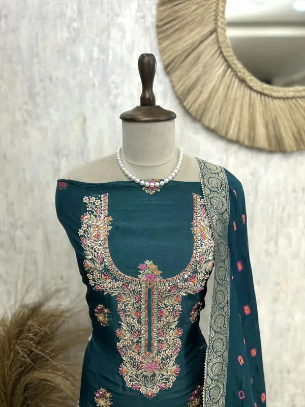 Unstitched_Dola_Silk_Suit_Set_With_Dola_Silk_Dupatta_Light_Blue