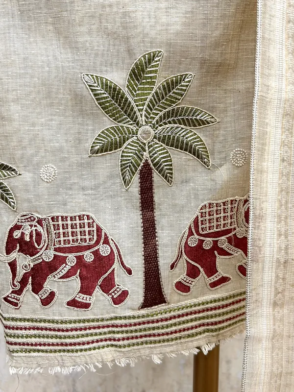Jamdani_Linen_Unstitched_Suit_Set_Featuring_Applique_Work_Red_1