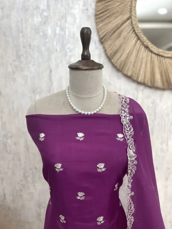 Mul_Chanderi_Unstitched_Suit_Set_Featuring_Mul_Chanderi_Dupatta_Purple