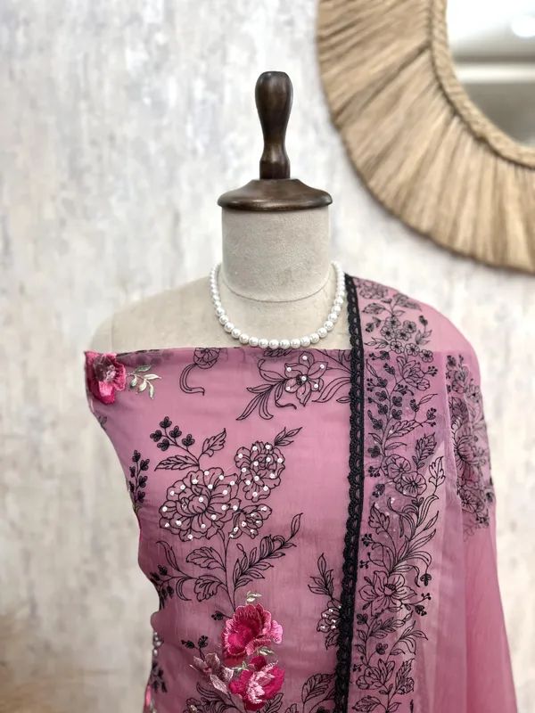 Chiffon_Organza_Unstitched_Suit_Set_With_Chiffon_Dupatta_Pink