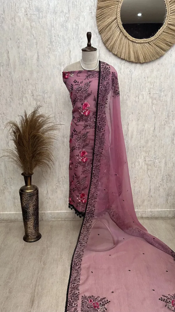 Chiffon_Organza_Unstitched_Suit_Set_With_Chiffon_Dupatta_Pink