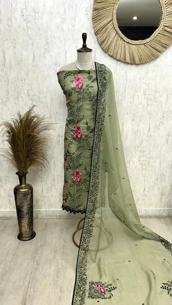 Chiffon_Organza_Unstitched_Suit_Set_With_Chiffon_Dupatta_Green