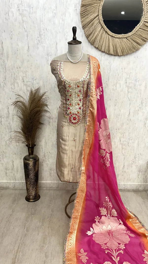 Tissue_Unstitched_Suit_Set_Featuring_Organza_Dupatta_Pink