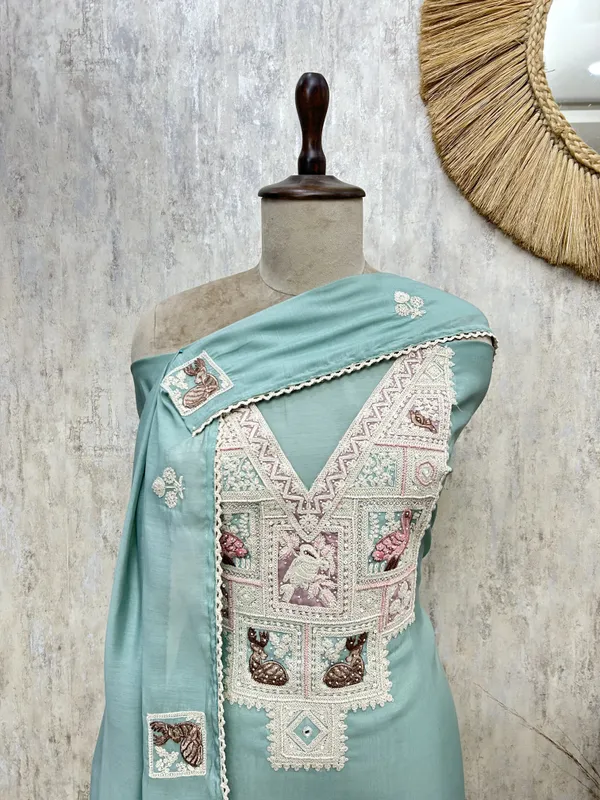 Vintage_Motid_Mul_Chanderi_Unstitched_Suit_Gray