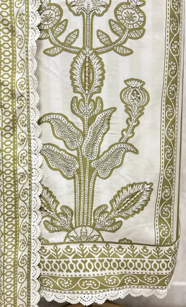 Midnight_Floral_Printed_Muslin_Unstitched_Suit_Light_Green