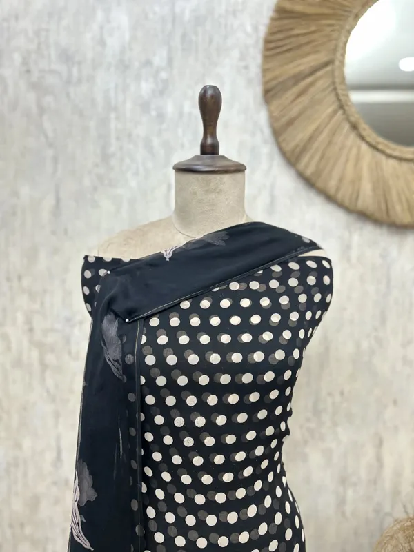 Retro_Polka_Dot_Unstitched_Suit_Black