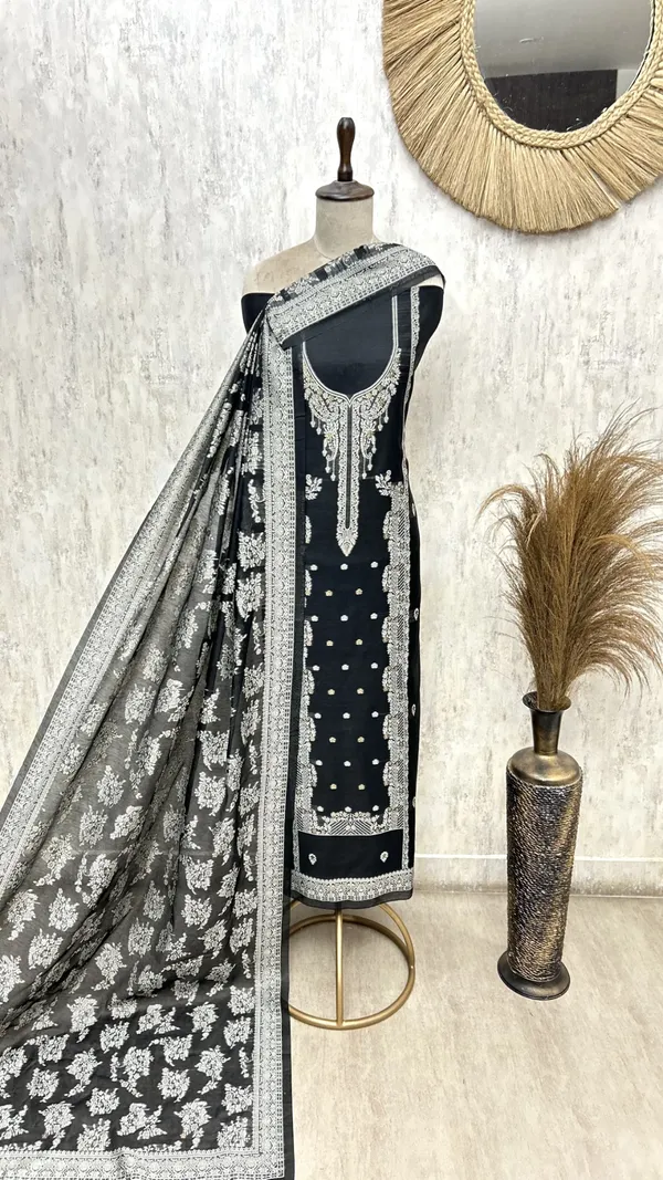 Jamdani_Heritage_Elegance_Unstitched_Suit_Black