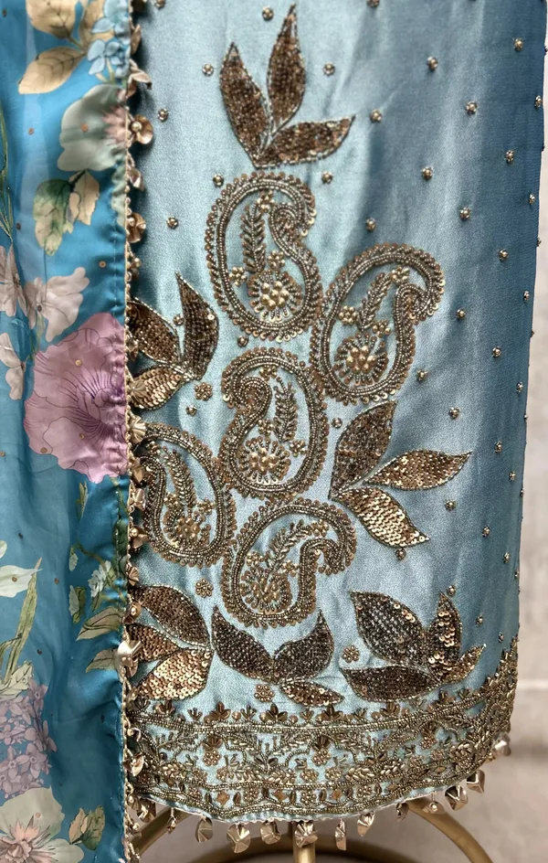 Orchid_Glow_Giraffe_Tissue_Unstitched_Suit_Sky_Blue