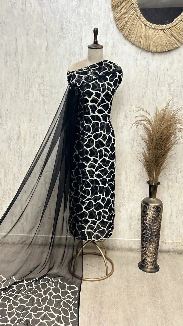 Gilded_Mosaic_Georgette_Unstitched_Suit_Black
