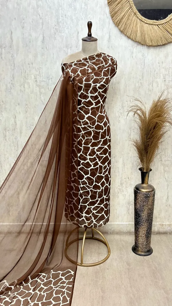 Gilded_Mosaic_Georgette_Unstitched_Suit_Brown