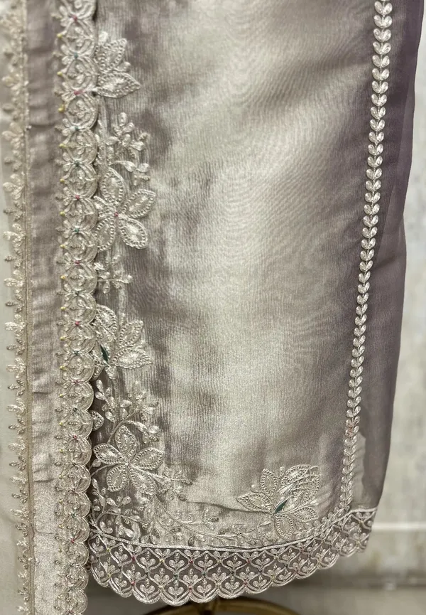 Mesmerising_Glass_Organza_Unstitched_Suit_Silver