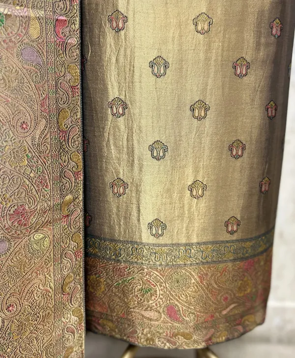 Magnificent_Katan_Silk_Unstitched_Suit_Design2