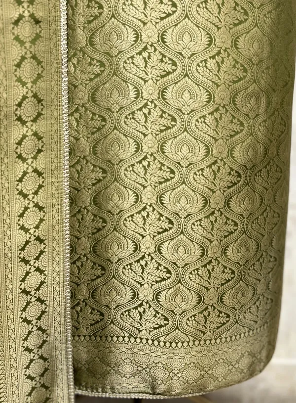 Regal_Woven_Elegance_Unstitched_Suits_Olive_Green