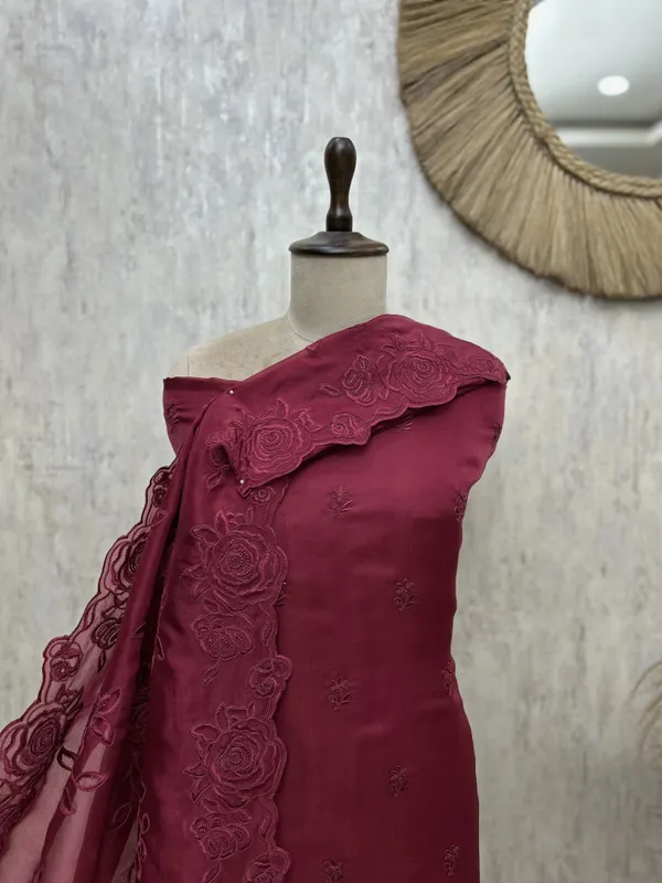 Floral_Grace_Glass_Organza_Unstitched_Suit_Wine_Purple