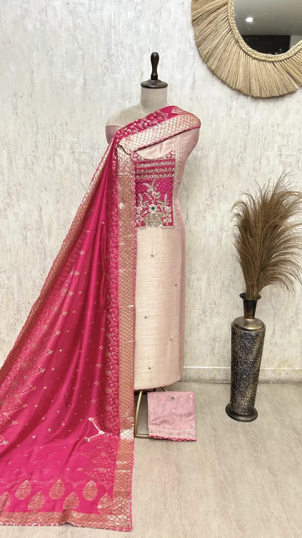 Regal_Giraffe_Tissue_Unstitched_Suit_Pink