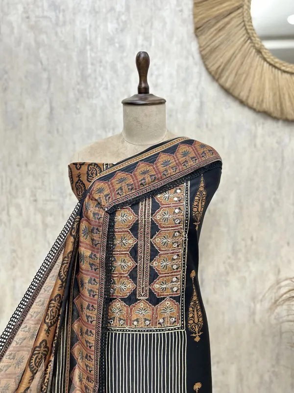 Regal_Blend_Of_Traditional_Maheshwari_Unstitched_Suit_Black