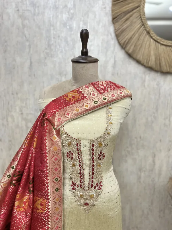 Exquisite_Crush_Tissue_Unstitched_Suits_Red