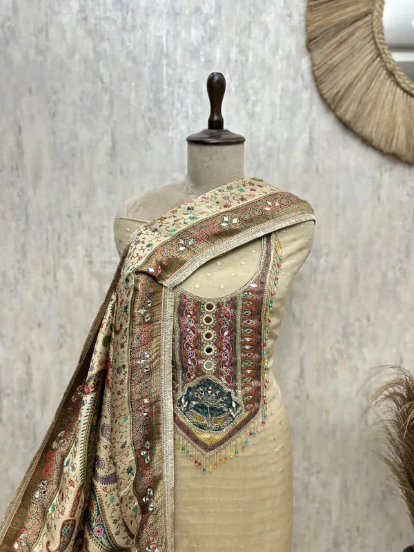 Traditional_Tissue_Unstitched_Suits_Design1